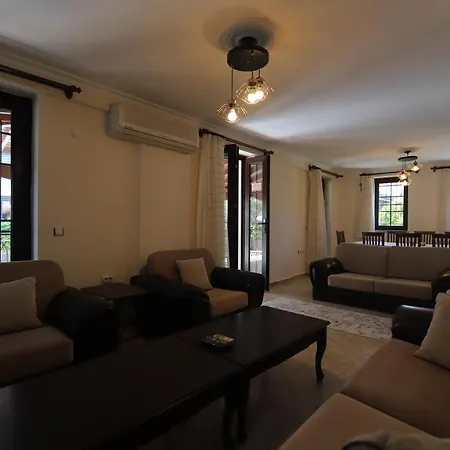Lanka Villa *