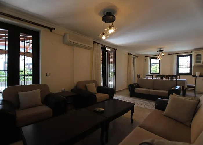 Lanka Villa *