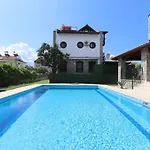 Villa Lanka *