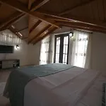 Lanka Villa *