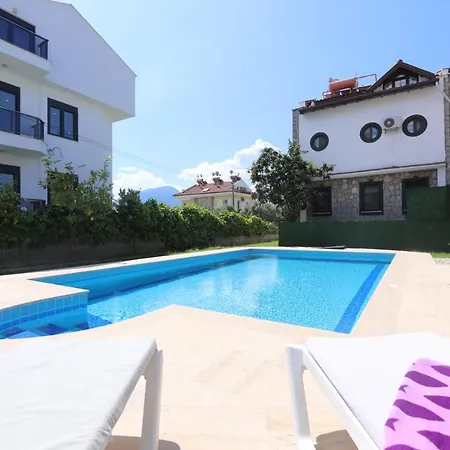 Lanka Villa *