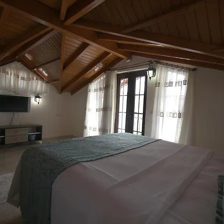 Lanka Vila *